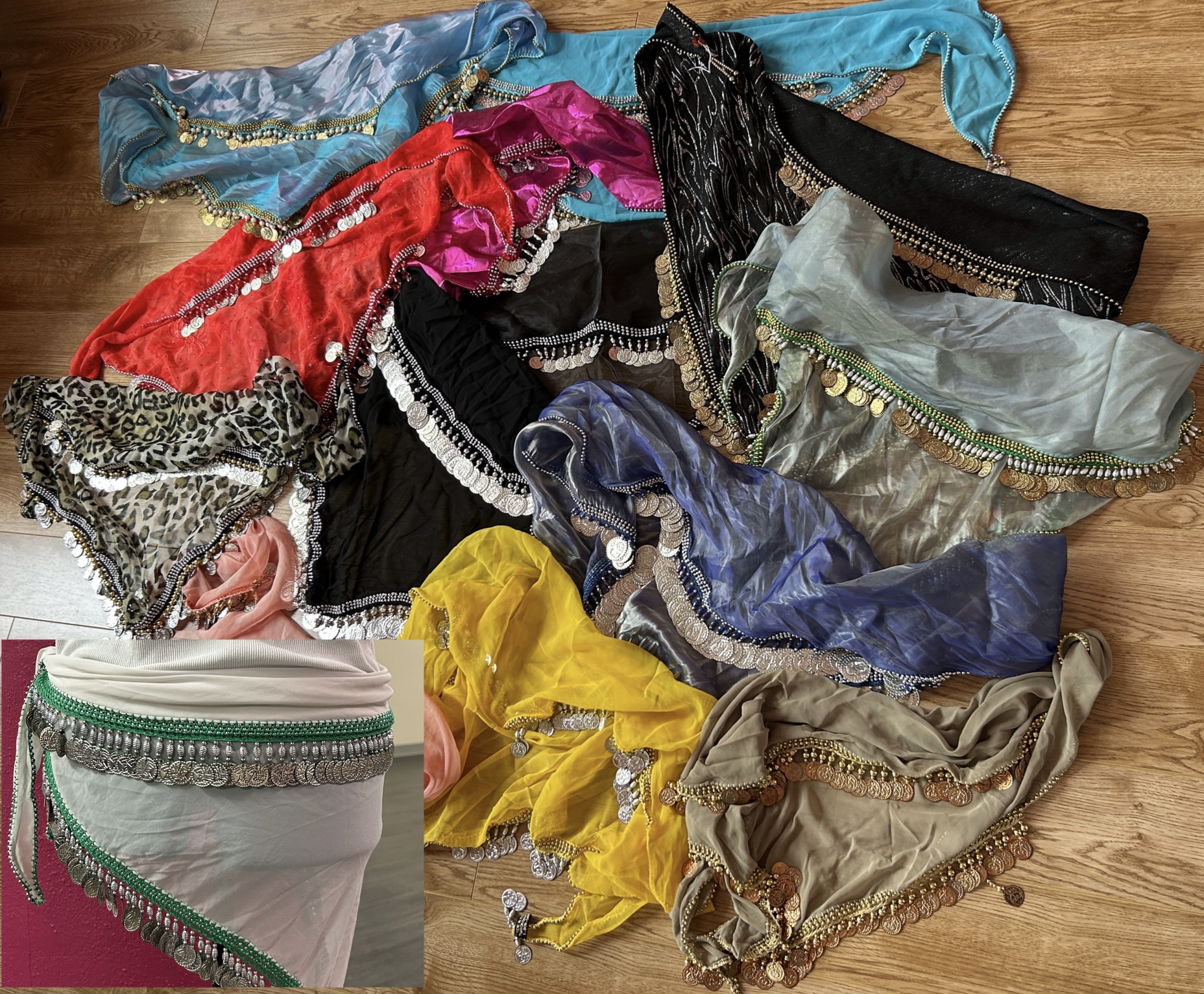 Egyptian Triangle Hipscarf